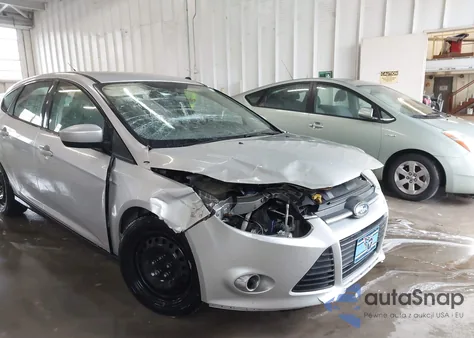 2012 Ford Focus Se z USA, uszkodzony, nr VIN 1FAHP3K2XCL230023